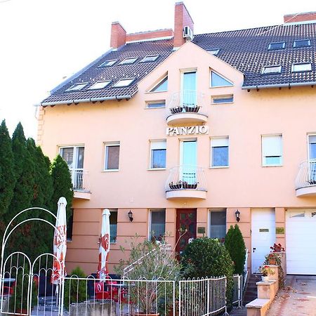 Kalman Panzio Bed and Breakfast Szeged Eksteriør billede