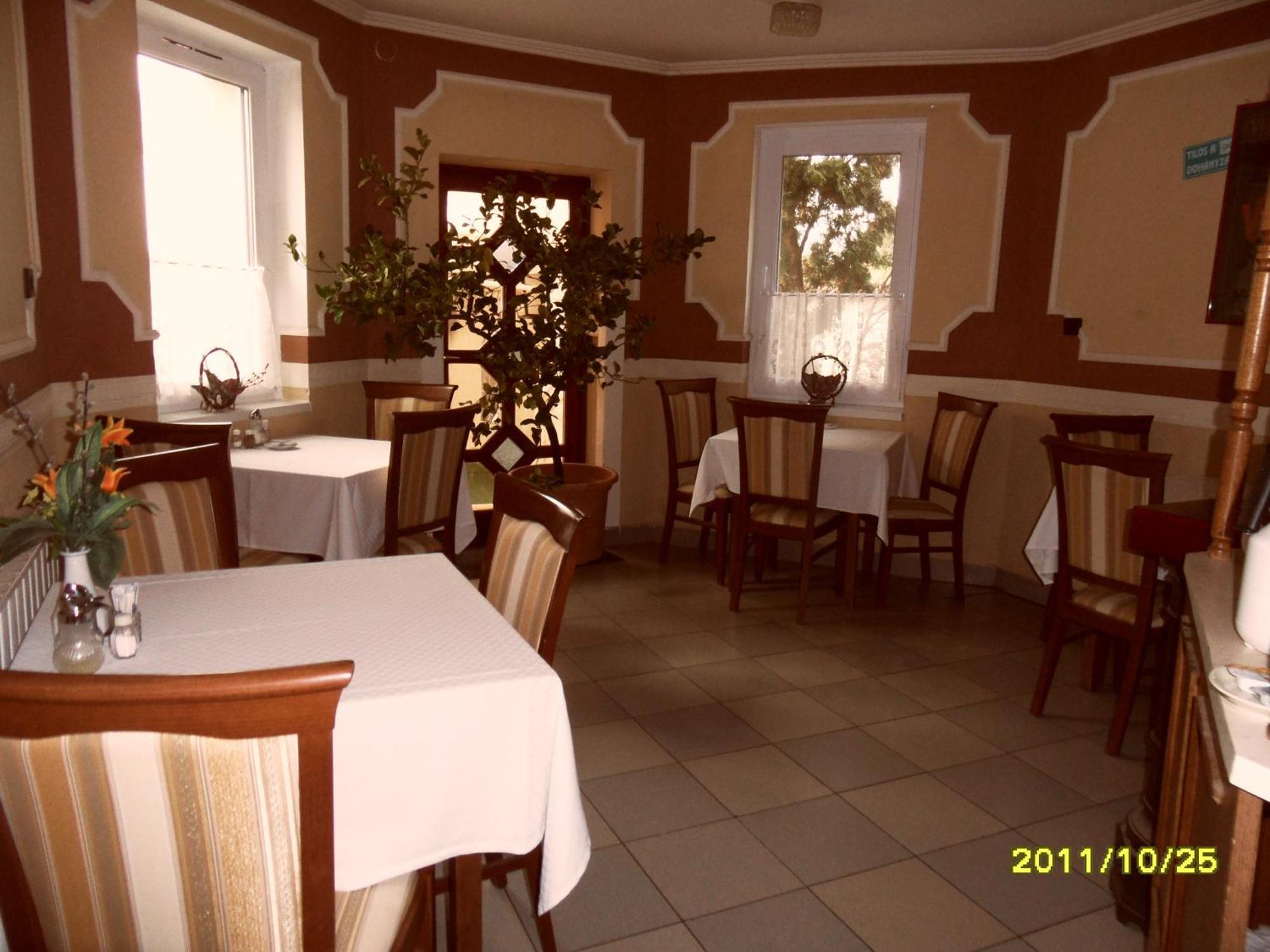Kalman Panzio Bed and Breakfast Szeged Eksteriør billede