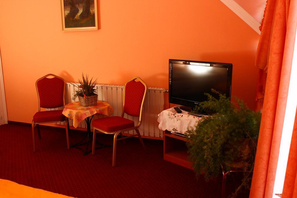 Kalman Panzio Bed and Breakfast Szeged Eksteriør billede