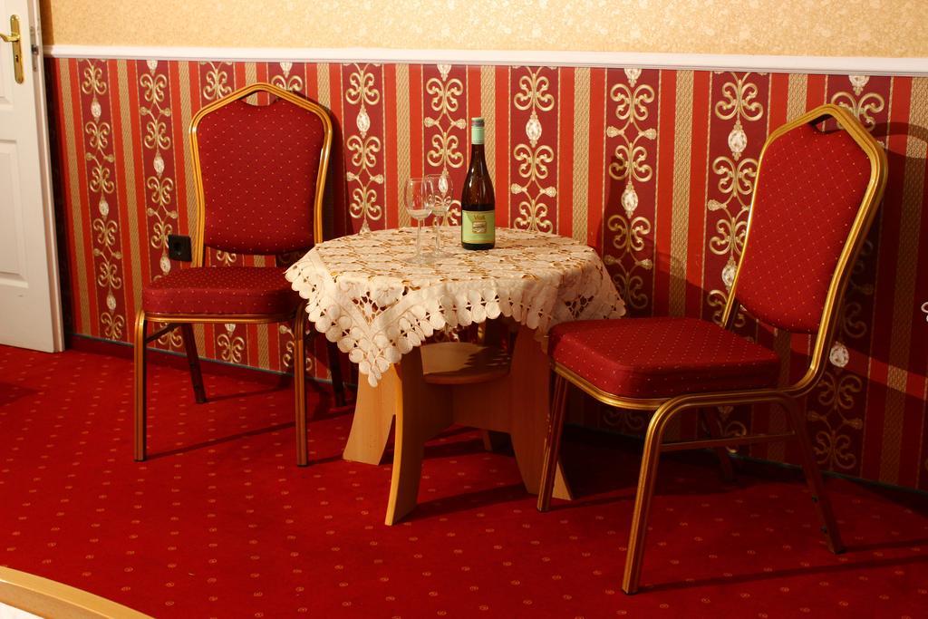 Kalman Panzio Bed and Breakfast Szeged Eksteriør billede